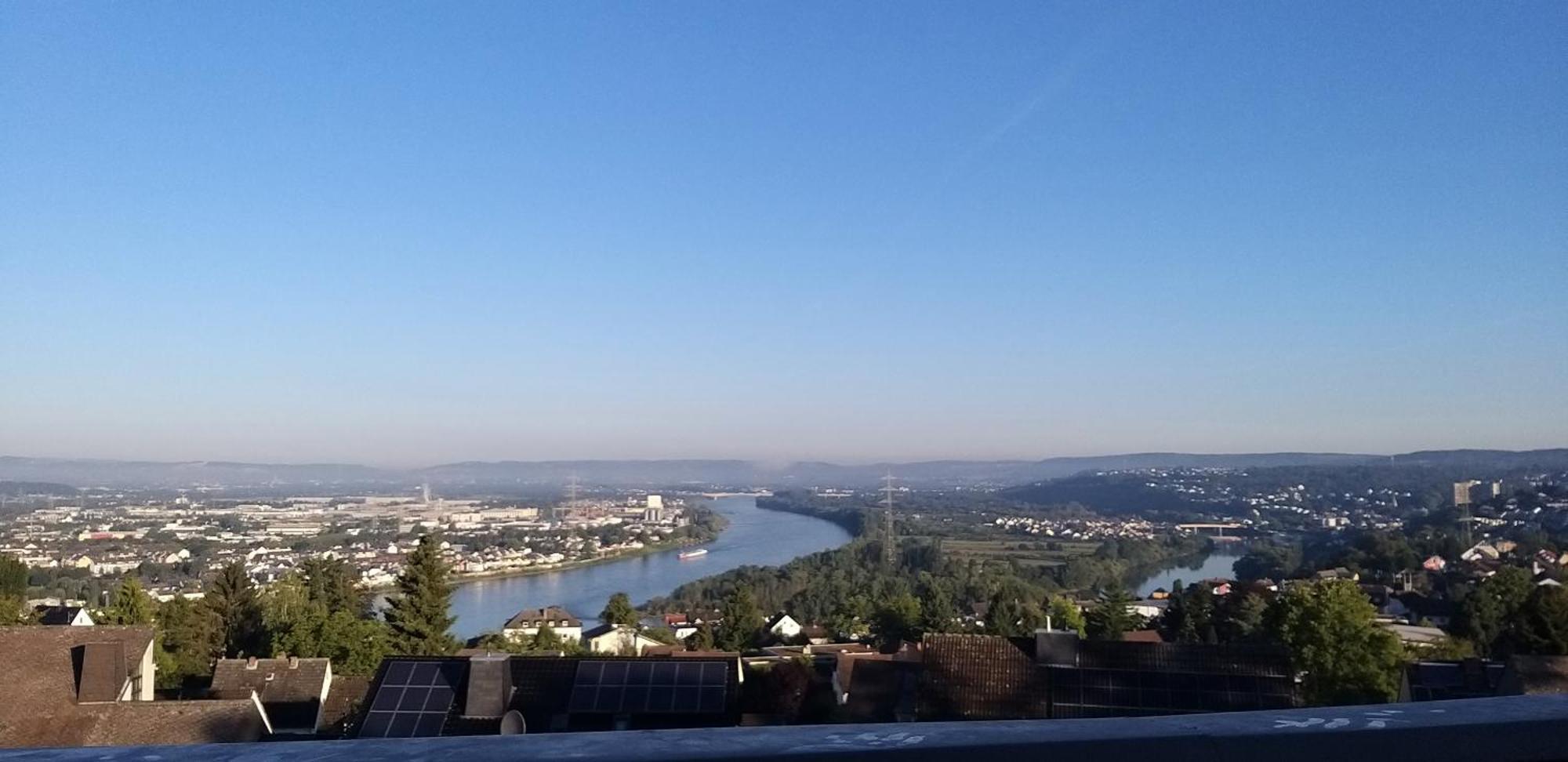 Rheinblick Am Rheinsteig Zur Festung Ehrenbreitstein Mit Balkon Und Sauna Urbar  Rom bilde